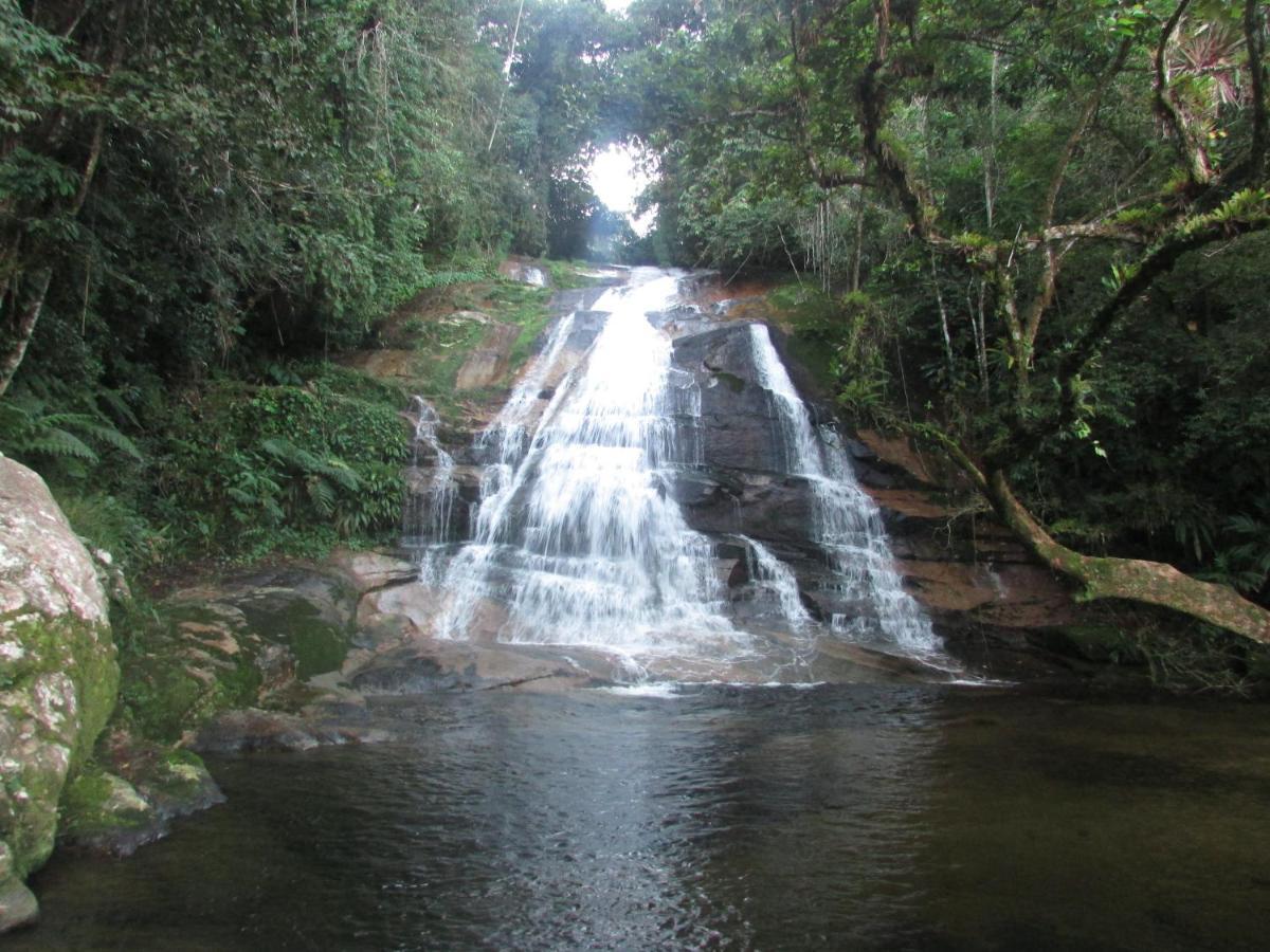 Sitio Das Bromelias Cachoeira Do Tombador 우바투바 외부 사진